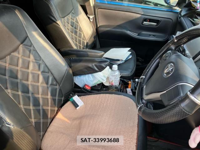 Toyota NOAH 2016-03 7222817-13