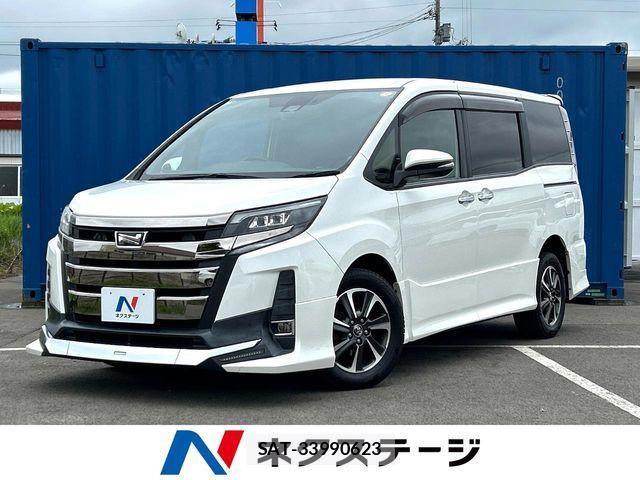 Toyota NOAH 2017-12 7251752-0
