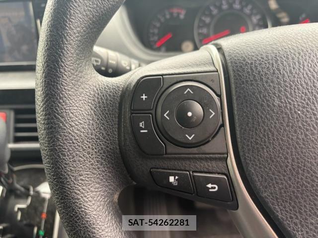 Toyota NOAH 2018-06 7251751-15
