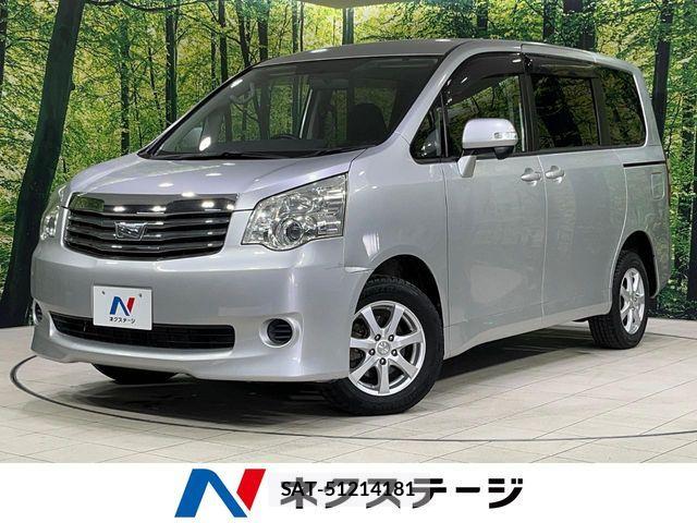 Toyota NOAH 2011-06 7272519-0