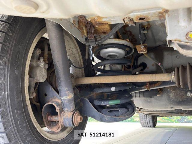 Toyota NOAH 2011-06 7272519-19