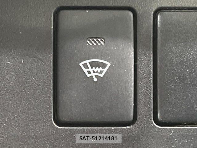 Toyota NOAH 2011-06 7272519-2