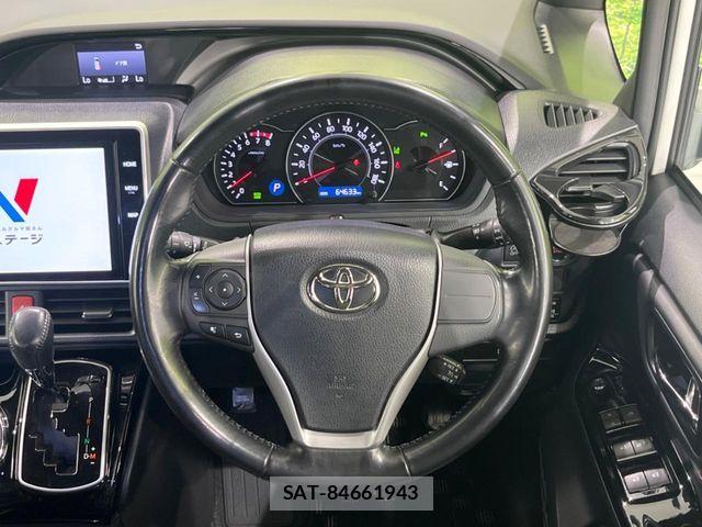 Toyota NOAH 2019-09 7272518-11