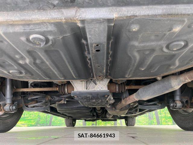 Toyota NOAH 2019-09 7272518-19