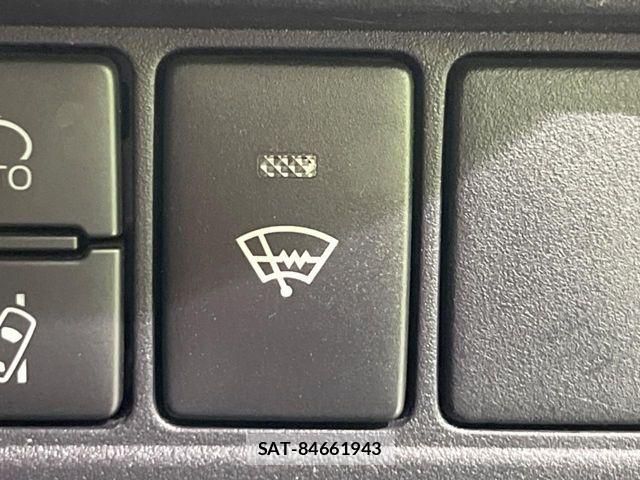 Toyota NOAH 2019-09 7272518-5