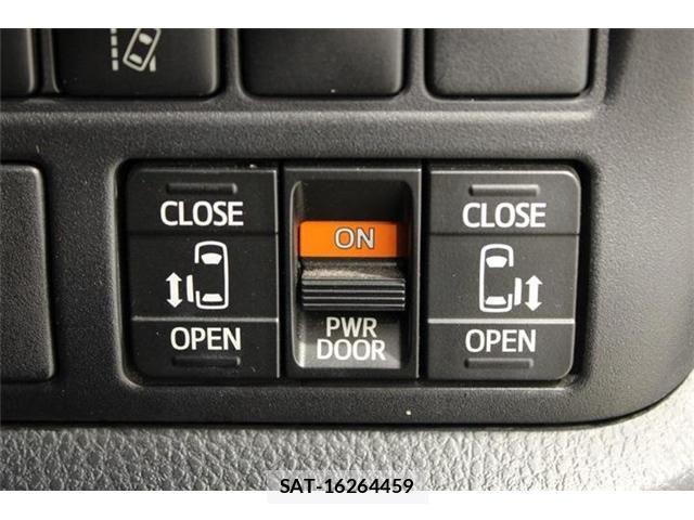 Toyota NOAH 2016-11 7328946-3