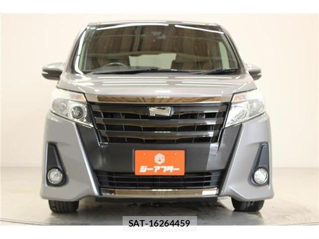 Toyota NOAH 2016-11 7328946-6