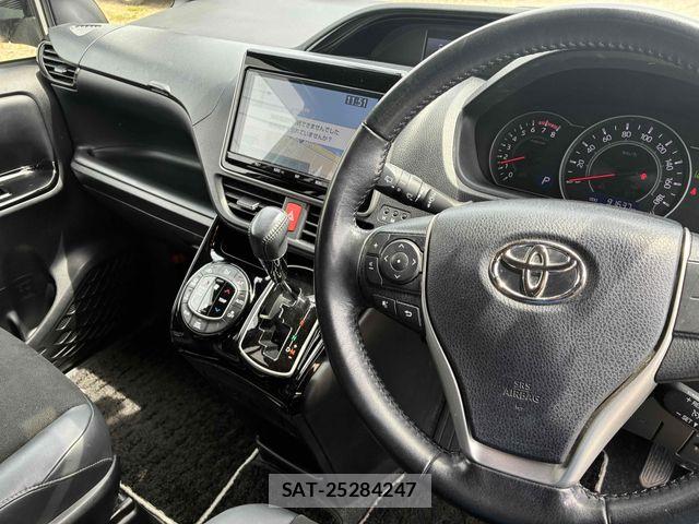 Toyota NOAH 2021-01 7328939-10