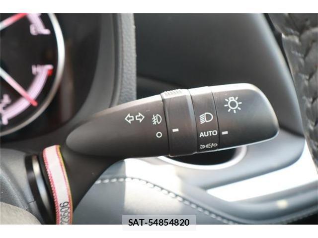 Toyota NOAH 2023-09 7328938-27