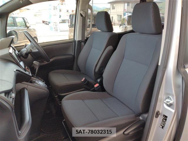 Toyota NOAH 2021-06 7328950-13