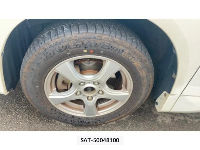 Toyota NOAH 2011-06 7359051-20