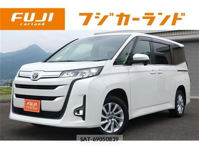 Toyota NOAH 2023-07 7456371-0