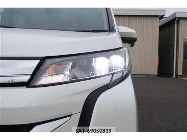 Toyota NOAH 2023-07 7456371-16
