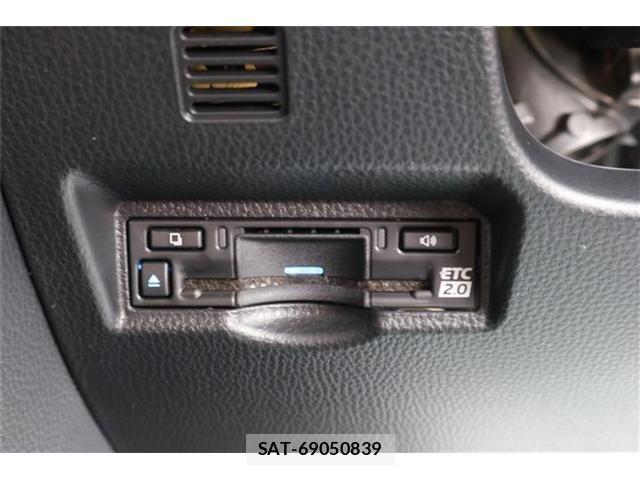 Toyota NOAH 2023-07 7456371-5