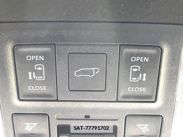 Toyota NOAH 2024-04 7456375-4