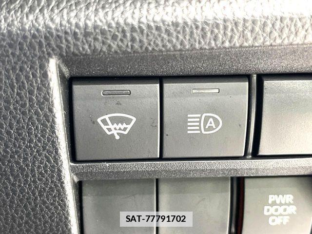Toyota NOAH 2024-04 7456375-5