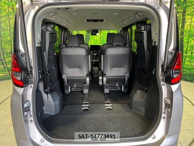 Toyota NOAH 2024-07 7501925-10