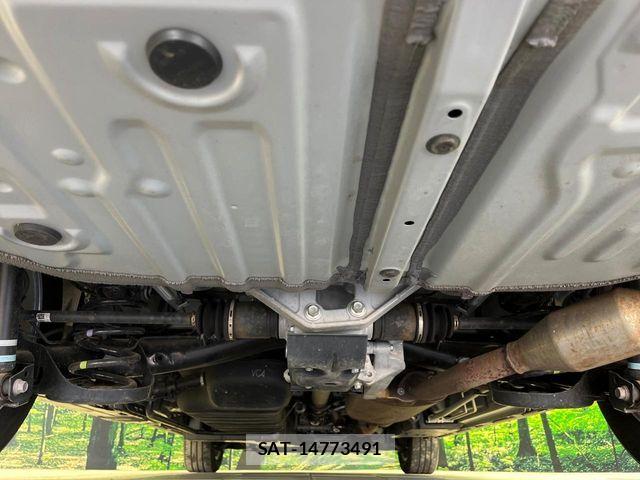 Toyota NOAH 2024-07 7501925-18