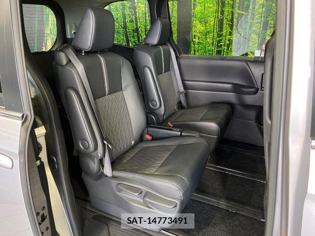 Toyota NOAH 2024-07 7501925-8