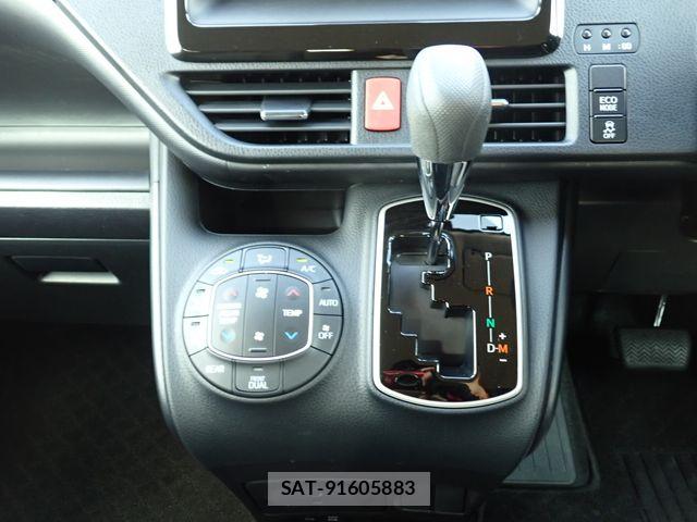 Toyota NOAH 2020-03 7509457-10