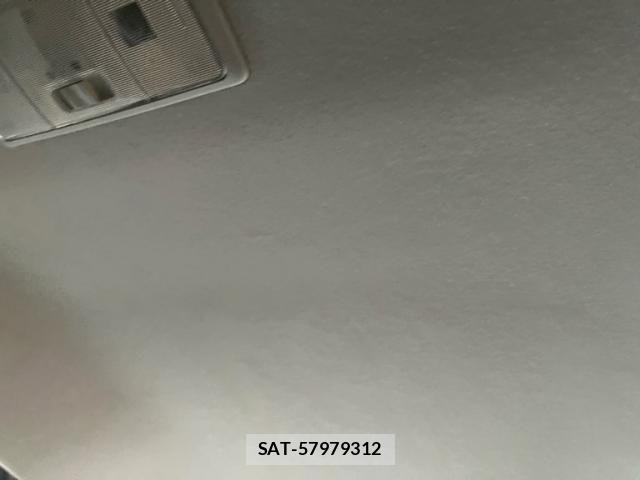 Toyota NOAH 2011-02 7501928-18