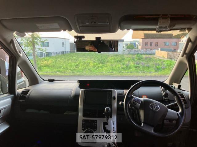 Toyota NOAH 2011-02 7501928-19