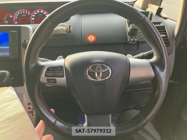 Toyota NOAH 2011-02 7501928-23