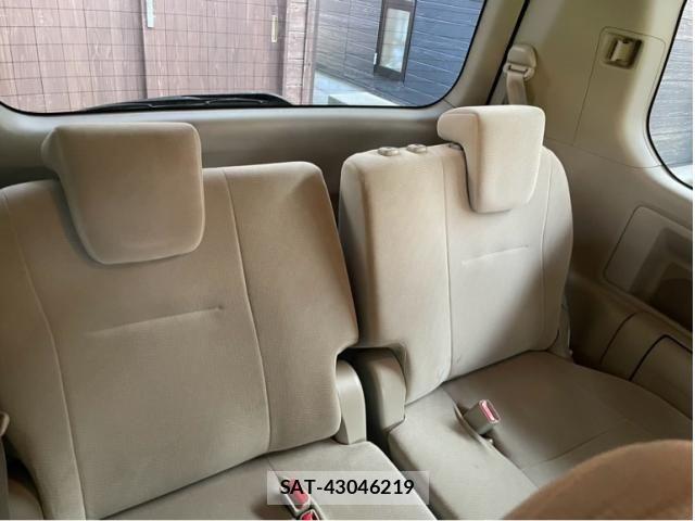 Toyota NOAH 2013-10 7618781-6