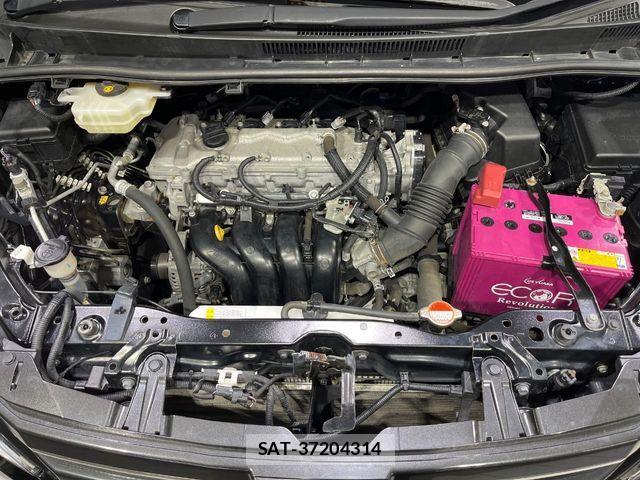 Toyota NOAH 2016-03 7618777-18