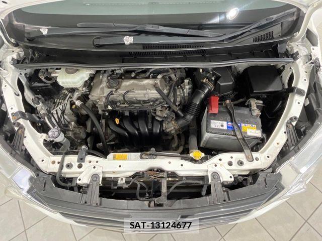 Toyota NOAH 2014-03 7618779-18