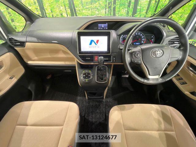 Toyota NOAH 2014-03 7618779-1