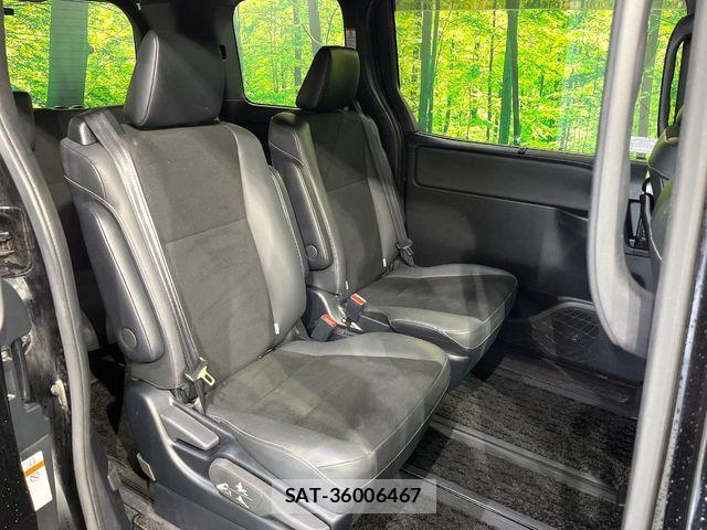 Toyota NOAH 2019-09 7618776-9