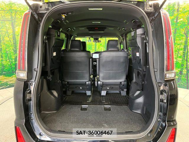 Toyota NOAH 2019-09 7618776-11