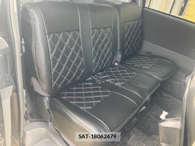 Toyota NOAH 2007-03 7618782-18
