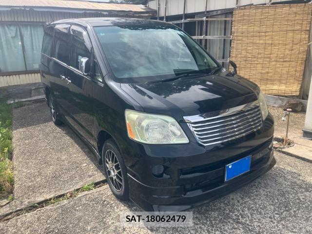 Toyota NOAH 2007-03 7618782-2