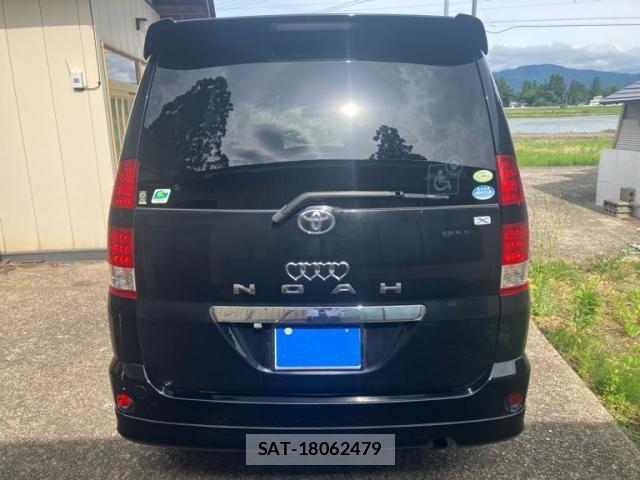 Toyota NOAH 2007-03 7618782-3