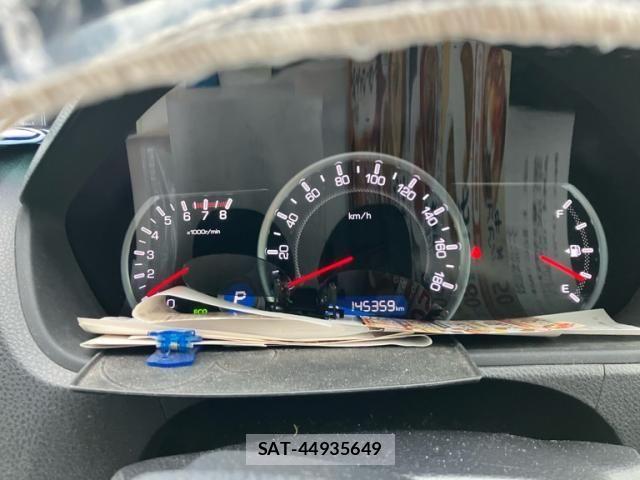 Toyota NOAH 2015-07 7618780-14