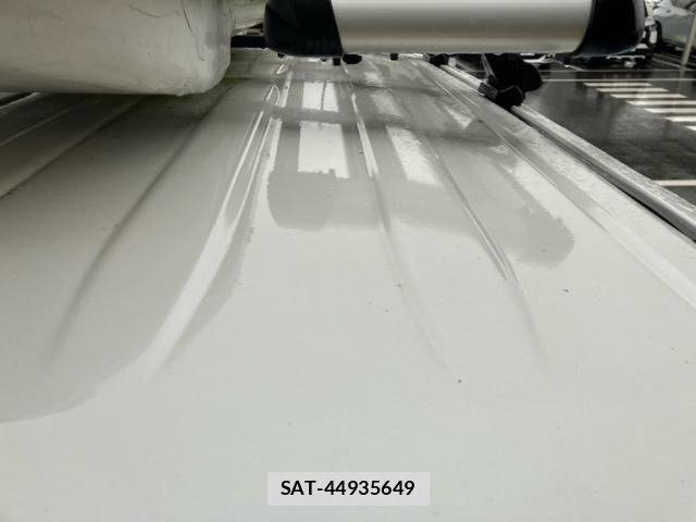 Toyota NOAH 2015-07 7618780-4