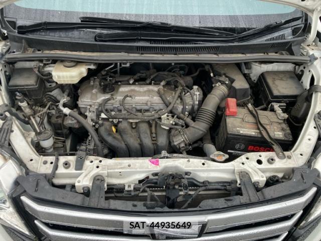 Toyota NOAH 2015-07 7618780-6