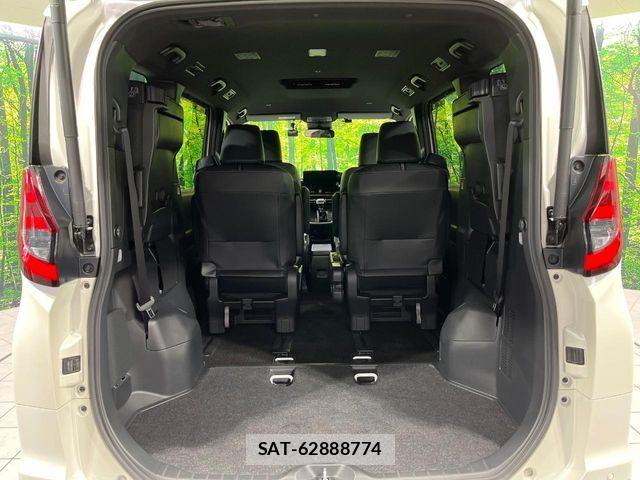 Toyota NOAH 2024-03 7726579-10