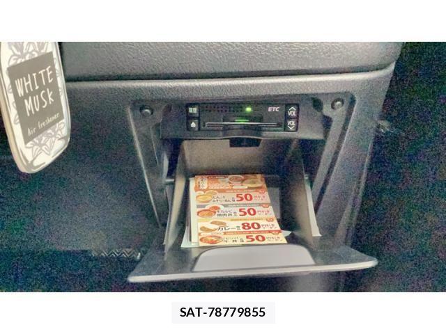 Toyota NOAH 2013-12 7726588-10