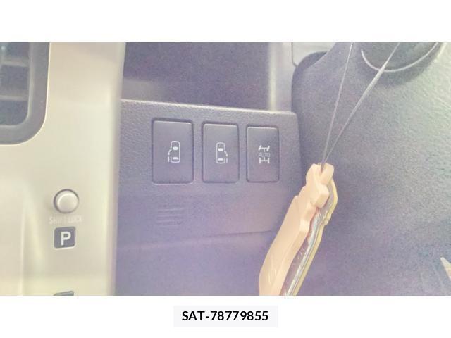 Toyota NOAH 2013-12 7726588-11