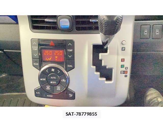 Toyota NOAH 2013-12 7726588-12
