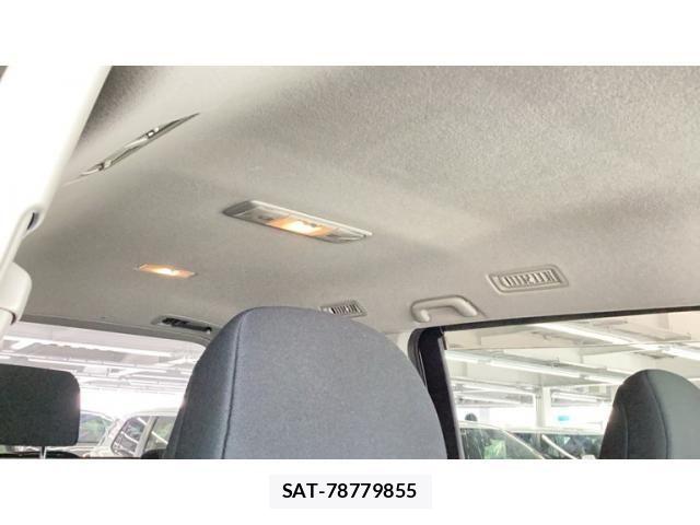 Toyota NOAH 2013-12 7726588-17
