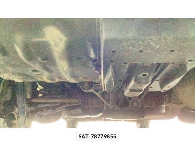 Toyota NOAH 2013-12 7726588-6