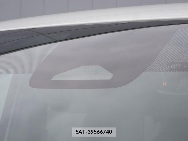 Toyota NOAH 2023-07 7726581-20