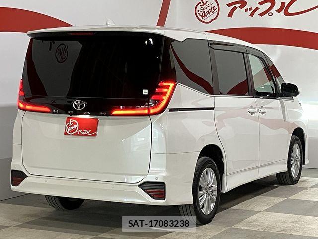 Toyota NOAH 2024-04 7726578-20