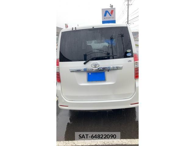 Toyota NOAH 2007-07 7726592-1