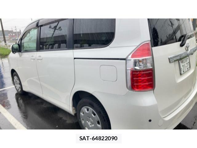 Toyota NOAH 2007-07 7726592-2