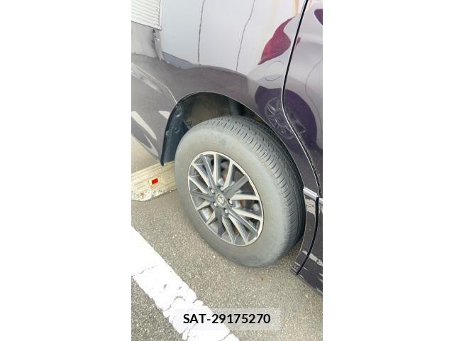 Toyota NOAH 2014-04 7726585-9